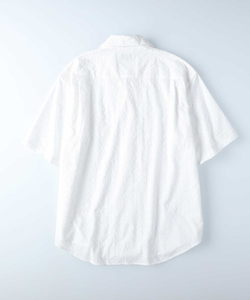 BACK NUMBER(バックナンバー)の「BACK NUMBER(バックナンバー)エンブロイダリー半袖シャツ(シャツ/ブラウス・メンズ・ブラック/ホワイト・XL/M/L)」の9枚目の写真