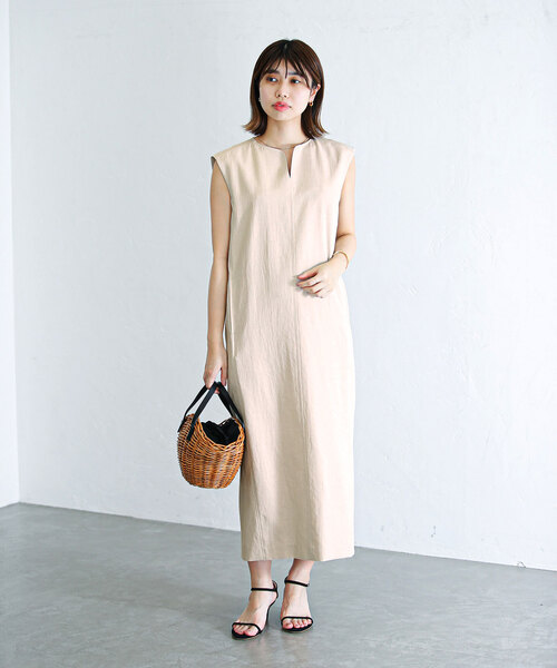 La TOTALITE（ラトータリテ）の「麻混ツイルコクーンワンピース（ワンピース・レディース・グリーン/ベージュ/ネイビー・FREE）」の13枚目の写真