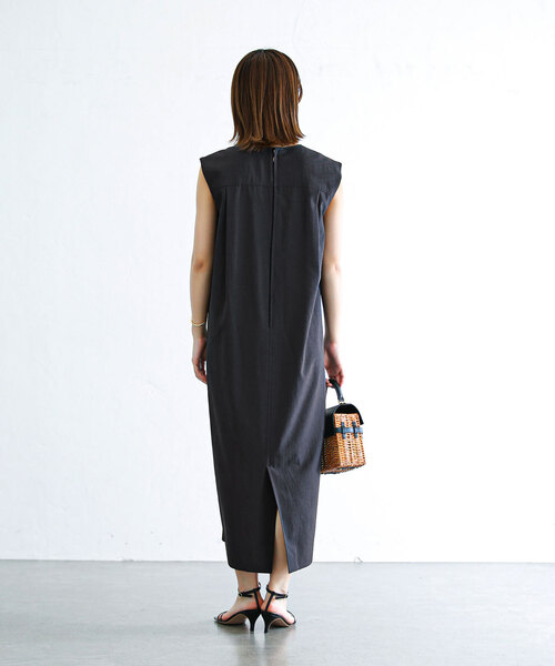 La TOTALITE（ラトータリテ）の「麻混ツイルコクーンワンピース（ワンピース・レディース・グリーン/ベージュ/ネイビー・FREE）」の22枚目の写真