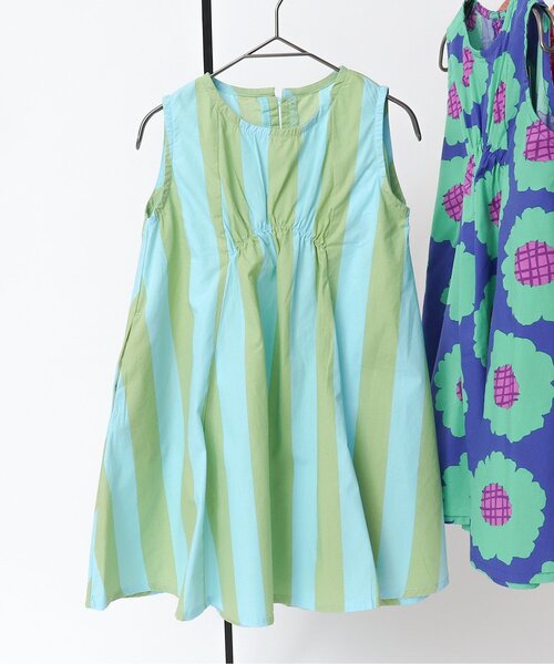 BREEZE（ブリーズ）の「【カラフル/花柄・ストラップ】総柄フレアワンピース（ワンピース・キッズ・ブラック/ブルー/オフホワイト/サックスブルー/オレンジ/ピンク/ダークブラウン・130/140/90/110/80/100/120）」の5枚目の写真