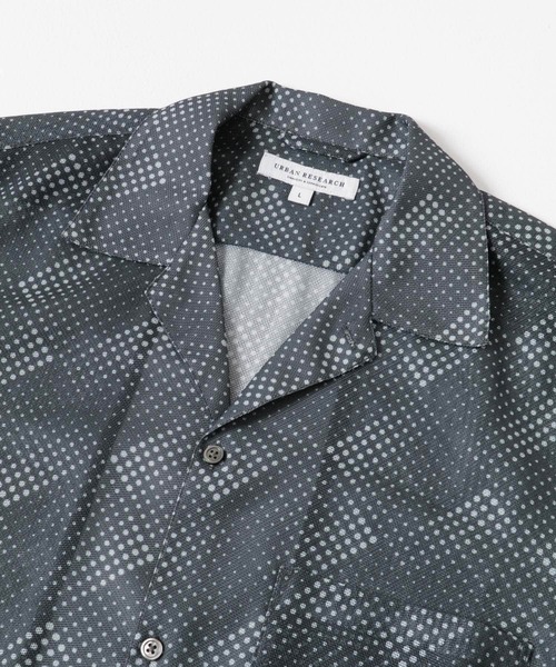 URBAN RESEARCH（アーバンリサーチ）の「ランダムドットショートスリーブメッシュシャツ（シャツ/ブラウス・メンズ・ネイビー/ブルー系その他・MEDIUM/LARGE）」の16枚目の写真