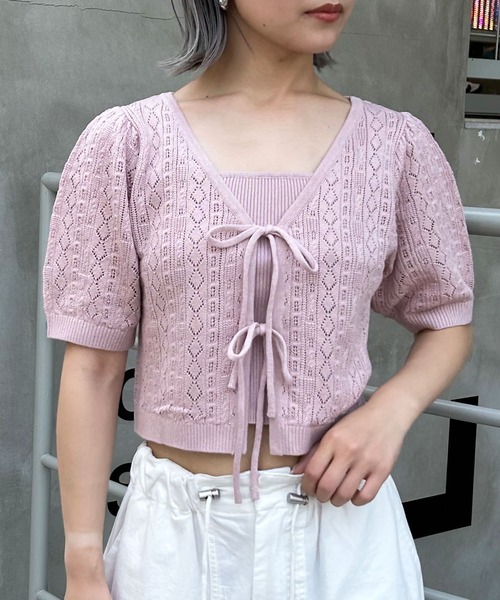 INGNI(イング)の「パターンメッシュフロントリボンニットカーデ+キャミアンサンブル(アンサンブル・レディース・オフホワイト/ブラック/ピンク・M)」の12枚目の写真