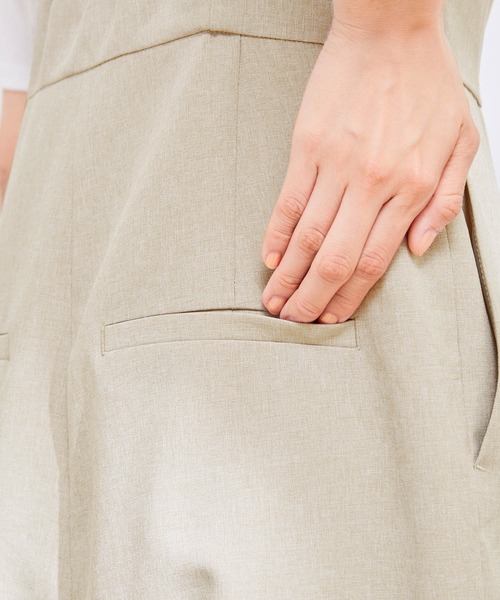VIS（ビス）の「【洗える】アシンメトリーストラップオールインワン（つなぎ/オールインワン・レディース・ベージュ/スミクロ・FREE）」の8枚目の写真