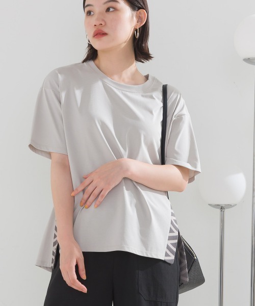 FURRY(ファーリー)の「COTTONサイドニット切替プルオーバー(Tシャツ/カットソー・レディース・ホワイト/グレイッシュベージュ/ブラック・FREE)」の3枚目の写真