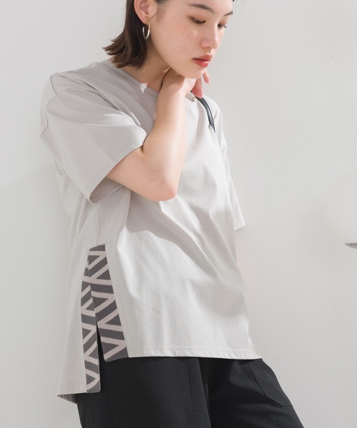FURRY(ファーリー)の「COTTONサイドニット切替プルオーバー(Tシャツ/カットソー・レディース・ホワイト/グレイッシュベージュ/ブラック・FREE)」の18枚目の写真