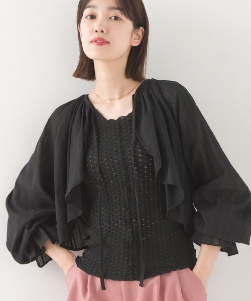 OMNES(オムネス)の「チェーン刺繍キャンディースリーブショート丈ブラウス(シャツ/ブラウス・レディース・ナチュラル/アイボリー/ブラック・FREE)」の17枚目の写真