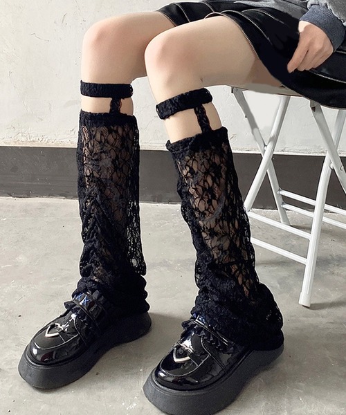 ALTROSE（アルトローズ）の「ガーターベルト風 韓国 レッグカバー レッグウォーマー レース（レッグウォーマー・レディース・ホワイト/ブラック・FREE）」の7枚目の写真