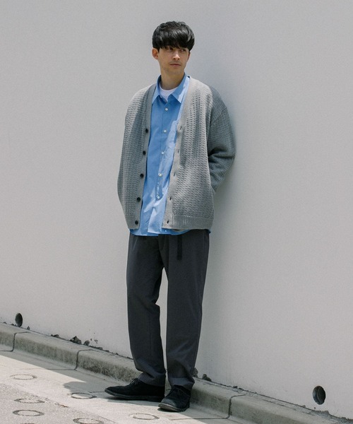 URBAN RESEARCH（アーバンリサーチ）の「メッシュVカーディガン（カーディガン/ボレロ・メンズ・グレー/ブラック/イエロー・MEDIUM/LARGE）」の10枚目の写真