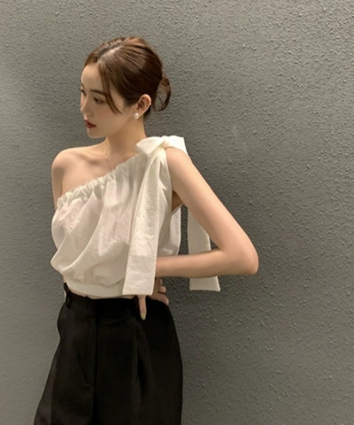 【d.i.a. 】背中あき、肩出しトップス ks0201.jpg