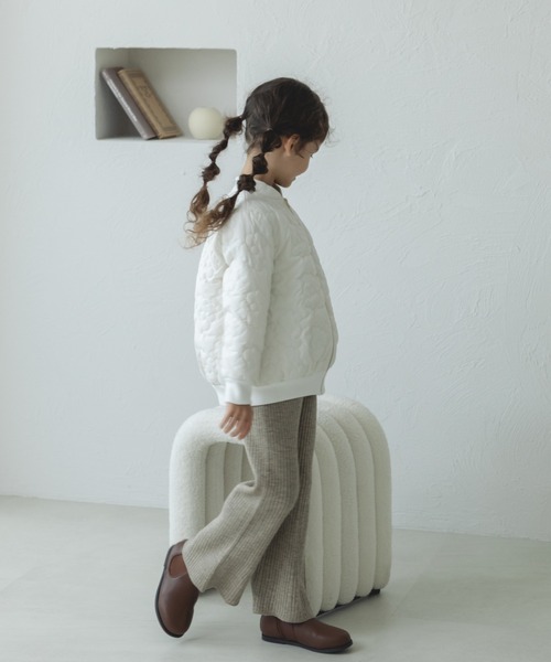 pairmanon（ペアマノン）の「フラワーキルティング 中綿ブルゾン（ブルゾン・キッズ・ラベンダー/アイボリー/ピンク/ブラック・130/150/120/100/90/110/140）」の6枚目の写真