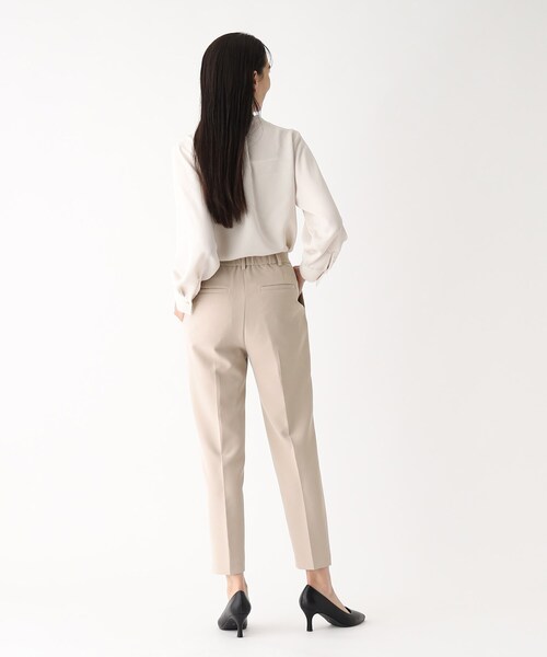 OPAQUE.CLIP（オペークドットクリップ）の「◆セットアップ対応 テーパードパンツ【洗濯機洗い可】（その他パンツ・レディース・ネイビー/ライトベージュ・38/36/40）」の5枚目の写真