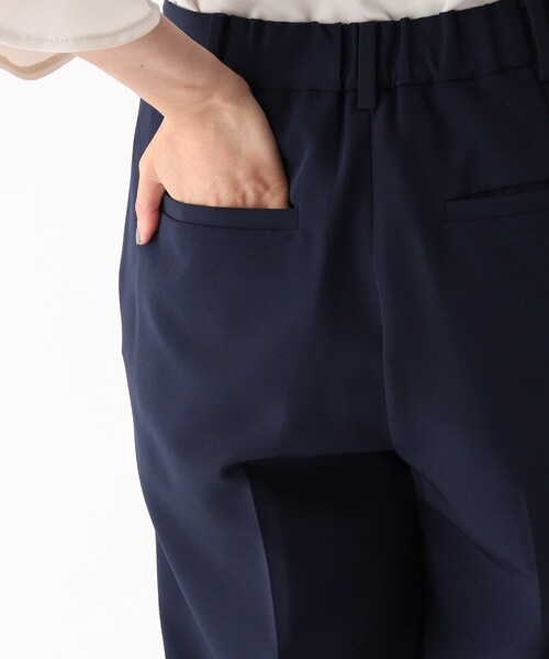 OPAQUE.CLIP（オペークドットクリップ）の「◆セットアップ対応 テーパードパンツ【洗濯機洗い可】（その他パンツ・レディース・ネイビー/ライトベージュ・38/36/40）」の19枚目の写真