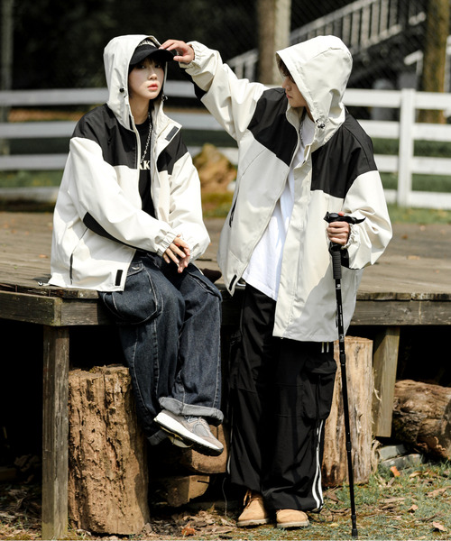 neos（ネオス）の「【neos -addictive design-】ビッグシルエット パネル 切替 配色 マウンテン パーカー（マウンテンパーカー・メンズ・カーキ/ブラック/ベージュ/ブラウン・LARGE/X-LARGE/MEDIUM）」の6枚目の写真