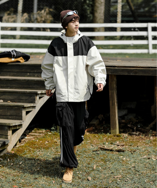 neos（ネオス）の「【neos -addictive design-】ビッグシルエット パネル 切替 配色 マウンテン パーカー（マウンテンパーカー・メンズ・カーキ/ブラック/ベージュ/ブラウン・LARGE/X-LARGE/MEDIUM）」の9枚目の写真