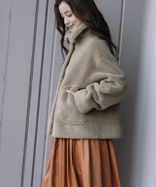 Munich（ミューニック）の「ウールシープボアムートンボンバージャケット（ムートンコート・レディース・ダークグレー/ライトベージュ/ベージュ・FREE）」の22枚目の写真