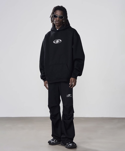 HARSH AND CRUEL（ハーシュアンドクルーエル）の「メタリックロゴ プルオーバーパーカ HC23W3TP03【Harsh and Cruel】（パーカー・メンズ・ブラック・L/XL/M）」の22枚目の写真