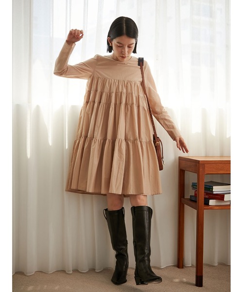 Stylevoice for xxx(スタイルヴォイスフォー)の「ボリュームティアードミニワンピース(ワンピース・レディース・ブラウン/ベージュ/ブラック・FREE)」の8枚目の写真