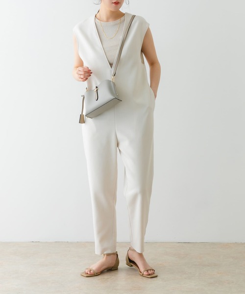 RODE SKO（ロデスコ）の「チャーム付ヨコナガショルダーバッグ（ショルダーバッグ・レディース・アイボリー/ブラック系その他/ライトグレー・ONE）」の12枚目の写真