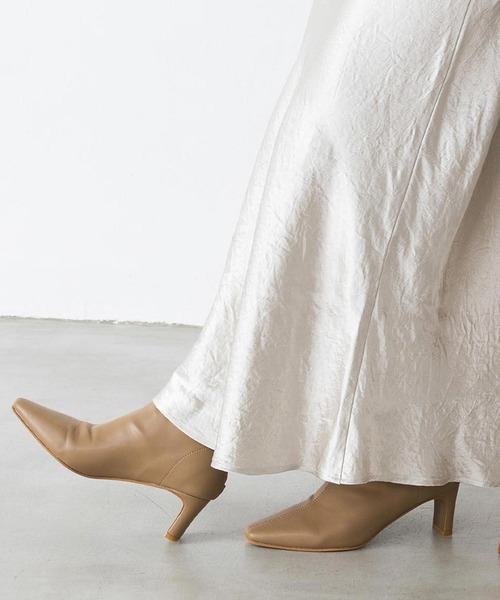 PANIER（パニエ）の「ＰＡＮＩＥＲショートブーツ（ブーツ・レディース・ブラック/キャメル・37/38/36）」の2枚目の写真