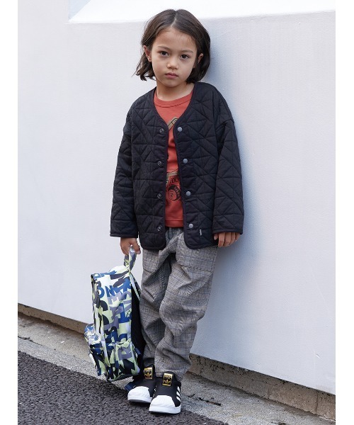 HAKKA KIDS（ハッカキッズ）の「ダイナソーロゴプリントリュック（バックパック/リュック・キッズ・チャコール/ライトグリーン・M/S）」の13枚目の写真