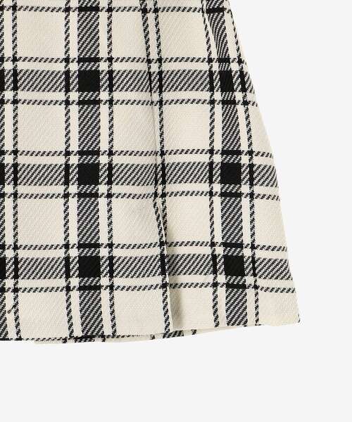 MAJESTIC LEGON(マジェスティックレゴン)の「ベルトセットミニスカパン(その他パンツ・レディース・ベージュ/ホワイト系その他2/ブラック/グレー・MEDIUM)」の11枚目の写真