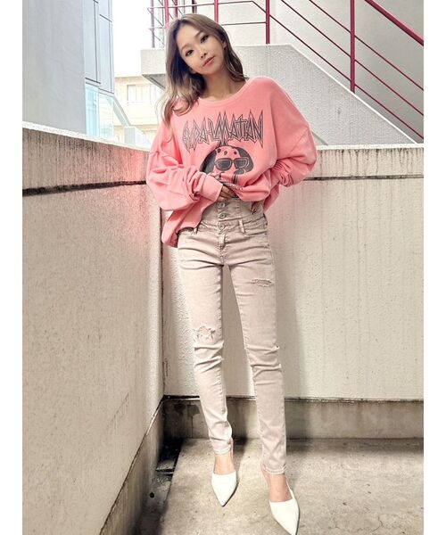 GYDA(ジェイダ)の「ハイウエスト ボタン ダメージ ケミカル カラースキニーパンツ(その他パンツ・レディース・ベージュ/ライトグレー・SMALL/MEDIUM/X-SMALL)」の7枚目の写真