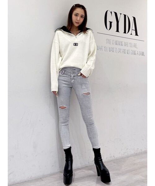 GYDA(ジェイダ)の「ハイウエスト ボタン ダメージ ケミカル カラースキニーパンツ(その他パンツ・レディース・ベージュ/ライトグレー・SMALL/MEDIUM/X-SMALL)」の14枚目の写真