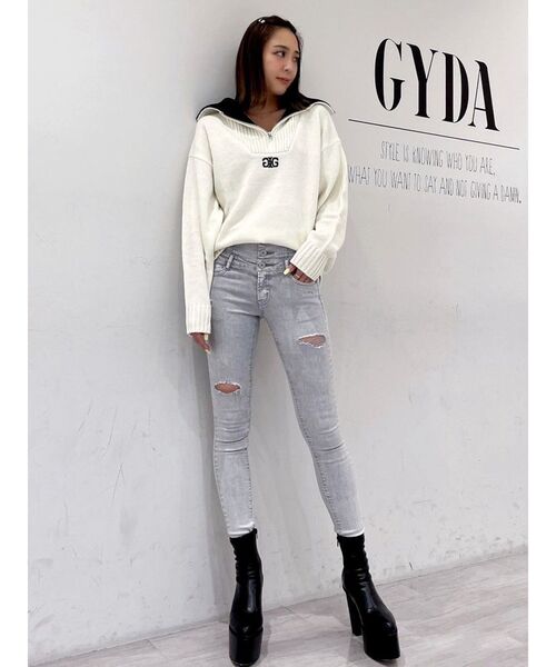 GYDA(ジェイダ)の「ハイウエスト ボタン ダメージ ケミカル カラースキニーパンツ(その他パンツ・レディース・ベージュ/ライトグレー・SMALL/MEDIUM/X-SMALL)」の15枚目の写真