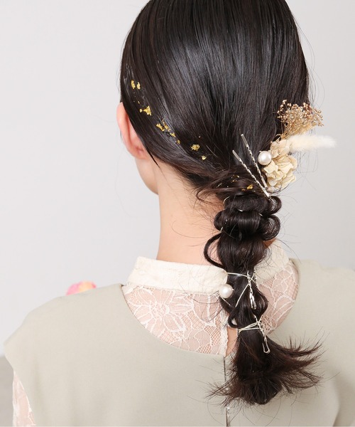 Kana(カナ)の「ドライフラワー 金箔 パール Uピン ヘアピン パーティ ヘアアレンジ 結婚式 お呼ばれ オケージョン(ヘアピン・レディース・ゴールド/シルバー・フリー)」の4枚目の写真