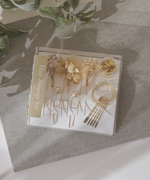 Kana(カナ)の「ドライフラワー 金箔 パール Uピン ヘアピン パーティ ヘアアレンジ 結婚式 お呼ばれ オケージョン(ヘアピン・レディース・ゴールド/シルバー・フリー)」の9枚目の写真