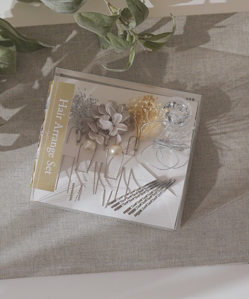 Kana(カナ)の「ドライフラワー 金箔 パール Uピン ヘアピン パーティ ヘアアレンジ 結婚式 お呼ばれ オケージョン(ヘアピン・レディース・ゴールド/シルバー・フリー)」の14枚目の写真