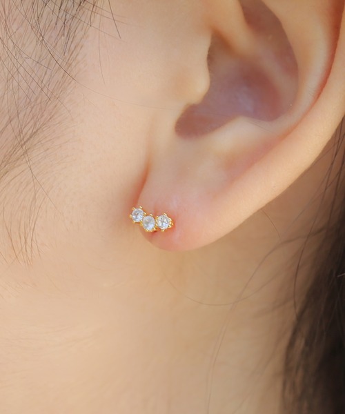 Peony(ピオニー)の「【Peony/ピオニー】/キラキラモチーフ ワンポイントピアス(ピアス(片耳用)・レディース・E/B/C/D/F/A・FREE)」の11枚目の写真