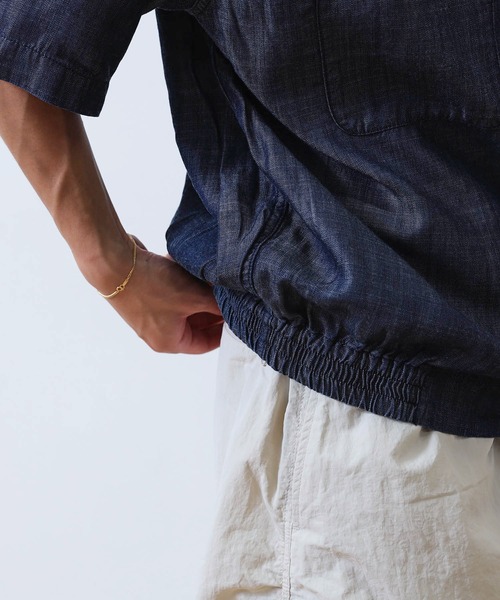 BEAMS(ビームス)の「BEAMS / デニム クロップド シャツ(シャツ/ブラウス・メンズ・ブルー/インディゴブルー・S/M/XL/L)」の14枚目の写真