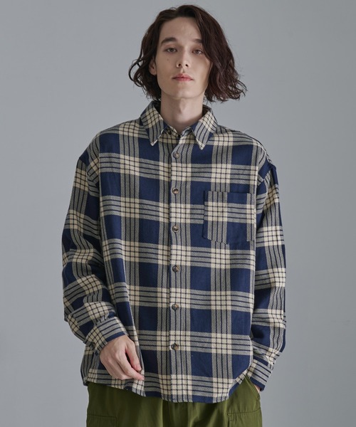 Revo.（レボ）の「【Revo.】ヘビーウェイトチェックロングスリーブシャツ/メンズ（シャツ/ブラウス・メンズ・ネイビー/ブラック/ナチュラル・M/L）」の3枚目の写真