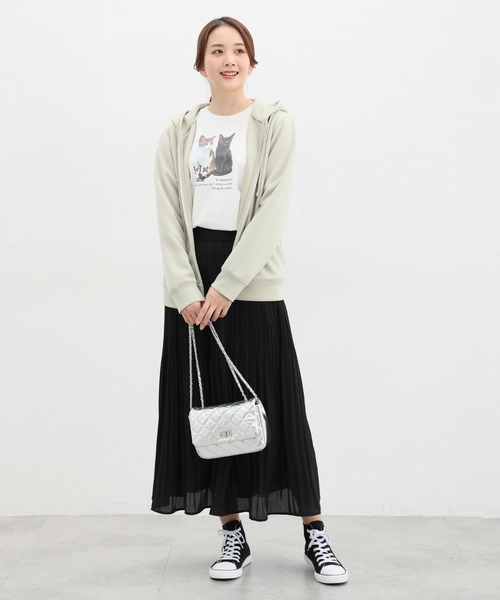 Honeys（ハニーズ）の「猫フォトプリントＴシャツ（Tシャツ/カットソー・レディース・ブルー系その他/スミクロ/オフホワイト/ライトベージュ・M/LL/L）」の5枚目の写真