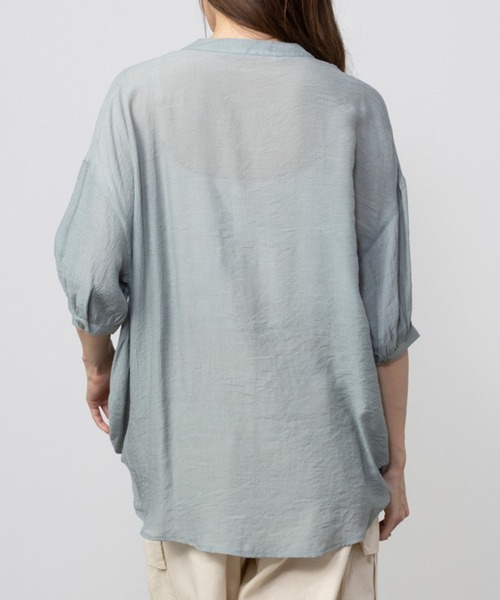 NAVY(ネイビー)の「NAVY スラブ裾タック5分袖 セミシアー スキッパーブラウス(シャツ/ブラウス・レディース・ネイビー/ホワイト/ライトオリーブ・M/L/S/XL)」の15枚目の写真