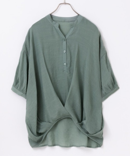 NAVY(ネイビー)の「NAVY スラブ裾タック5分袖 セミシアー スキッパーブラウス(シャツ/ブラウス・レディース・ネイビー/ホワイト/ライトオリーブ・M/L/S/XL)」の9枚目の写真