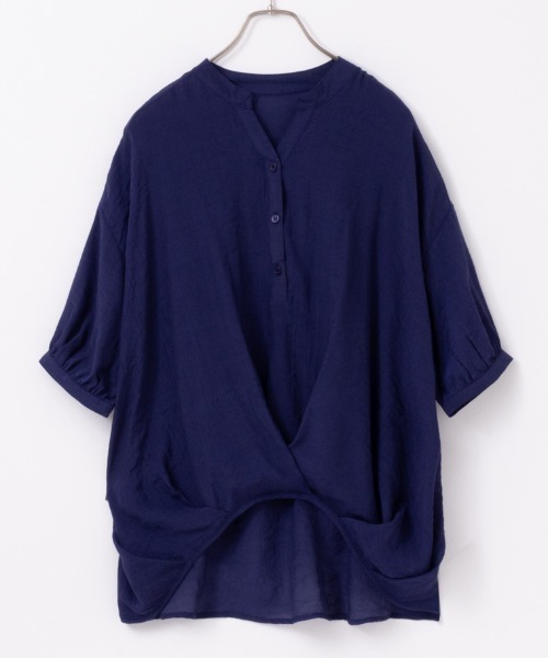 NAVY(ネイビー)の「NAVY スラブ裾タック5分袖 セミシアー スキッパーブラウス(シャツ/ブラウス・レディース・ネイビー/ホワイト/ライトオリーブ・M/L/S/XL)」の7枚目の写真
