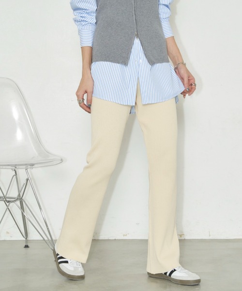 Auntie Rosa Holiday（アンティローザホリデー）の「セミフレアニットリブフレアパンツ / サイズ展開あり（その他パンツ・レディース・グレー系/ベージュ系/アイボリー/ブラック・MEDIUM/SMALL）」の12枚目の写真