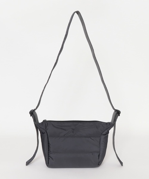 SENSE OF PLACE by URBAN RESEARCH（センスオブプレイスバイアーバンリサーチ）の「パデットキルトミニショルダーバッグ（ショルダーバッグ・メンズ・チャコールグレー/ブラック/ライトベージュ・ONE）」の18枚目の写真