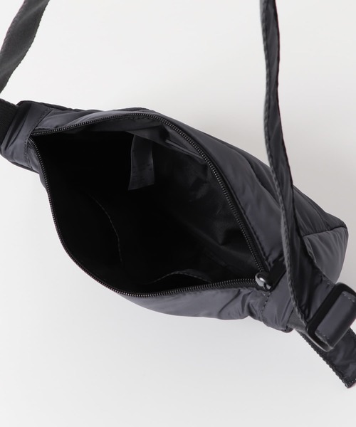 SENSE OF PLACE by URBAN RESEARCH（センスオブプレイスバイアーバンリサーチ）の「パデットキルトミニショルダーバッグ（ショルダーバッグ・メンズ・チャコールグレー/ブラック/ライトベージュ・ONE）」の16枚目の写真