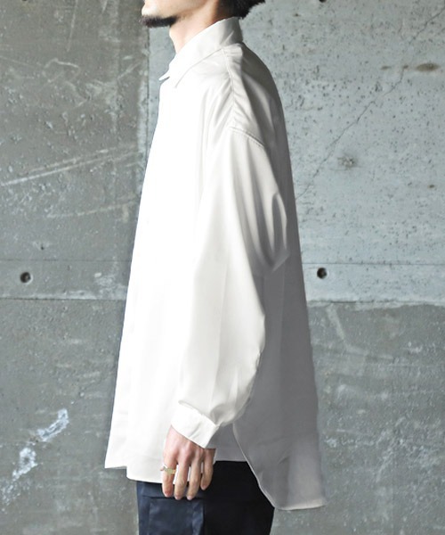 LUXSTYLE(ラグスタイル)の「ヴィンテージ風サテンビッグシャツ(シャツ/ブラウス・メンズ・ホワイト/ブラック・M/L)」の4枚目の写真