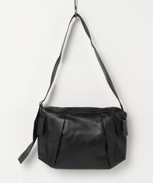 Chikashitsu + | ストリートファッション Chikashitsu + チカシツプラス mulch pocket shoulder bag バッグ ショルダーバッグ レザーバッグ 肩掛け ファッションアイテム 韓国ファッション 韓国ストリート(ショルダーバッグ)