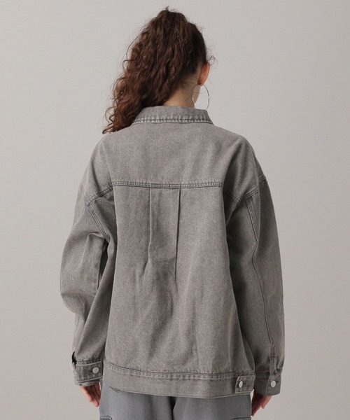 FOREVER 21（フォーエバー トゥエンティーワン）の「【2024SS】ビックシルエットＧジャン（デニムジャケット・レディース・ブラック/ライトブルー・FREE）」の3枚目の写真