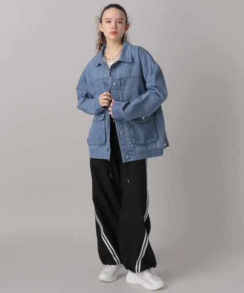 FOREVER 21（フォーエバー トゥエンティーワン）の「【2024SS】ビックシルエットＧジャン（デニムジャケット・レディース・ブラック/ライトブルー・FREE）」の12枚目の写真