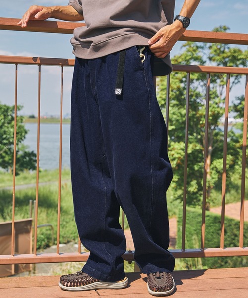 THE CRAFT CREW PRODUCTS（ザクラフトクループロダクツ）の「ウェービングベルト ワイドテーパード ストレッチ クライミングパンツ【THE CRAFT CREW PRODUCTS】（デニムパンツ・メンズ・ナチュラル/ブラック/カーキ/サックスブルー/ベージュ/インディゴブルー/チャコール/モカ/ライトグレー・S/M/L）」の9枚目の写真