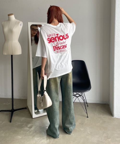 SHAGGIE(シャギー)の「ワンポイント刺繍/バックプリントビッグシルエット半袖Tシャツ(Tシャツ/カットソー・レディース・ホワイト/グレー/ピンク・FREE)」の4枚目の写真