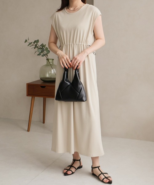 Social GIRL（ソーシャルガール）の「ウエストドロストワンピース（ワンピース・レディース・グレイッシュベージュ/チャコール/ブラック・M）」の3枚目の写真