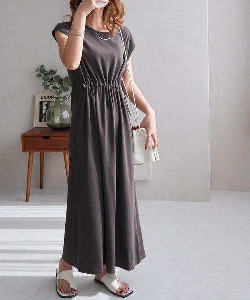 Social GIRL（ソーシャルガール）の「ウエストドロストワンピース（ワンピース・レディース・グレイッシュベージュ/チャコール/ブラック・M）」の7枚目の写真