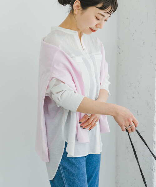 ITEMS URBANRESEARCH（アイテムズ アーバンリサーチ）の「シアーポケットシャツ（シャツ/ブラウス・レディース・ブラック/ブルー/ホワイト・FREE）」の17枚目の写真